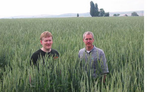 Roger and Neil in the spelt
